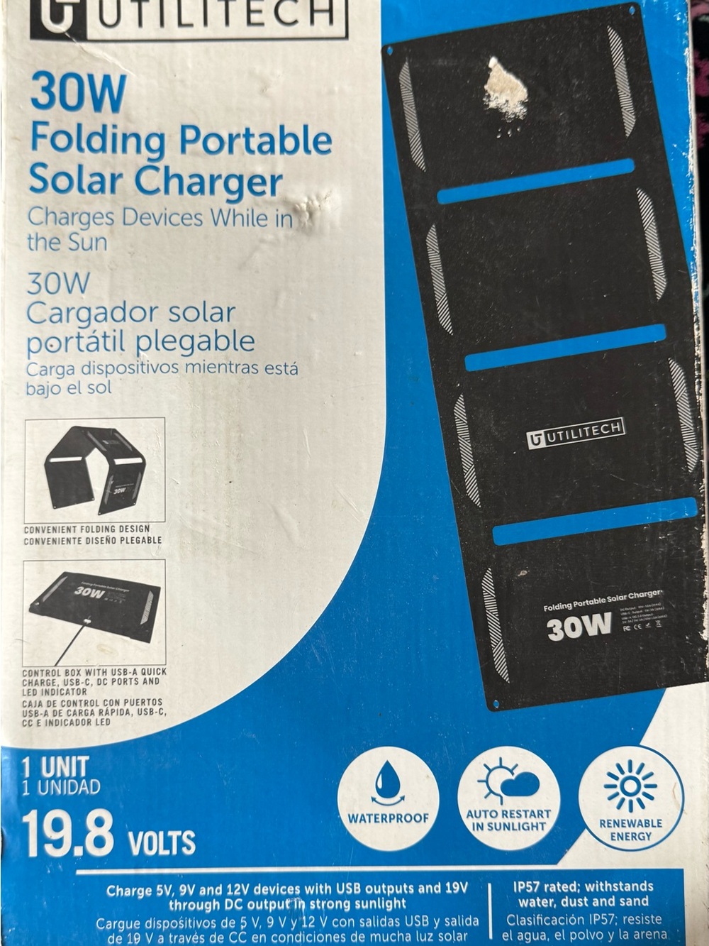 UTILITECH 30W Folding Portable Solar Charger - Black